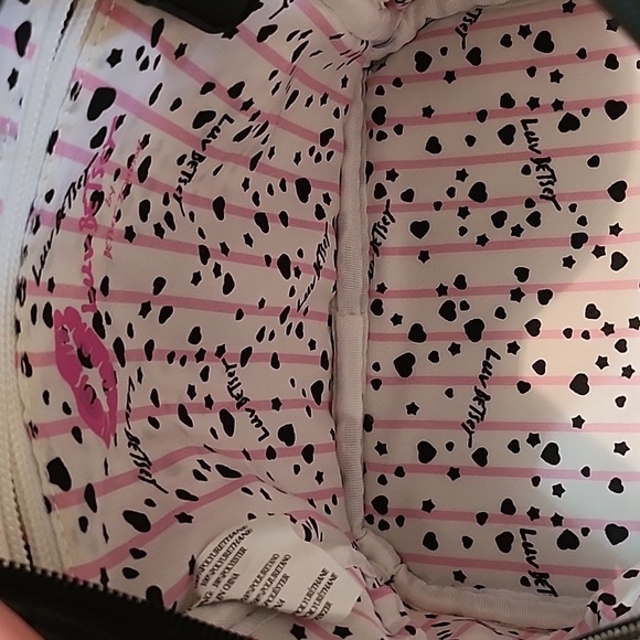 Betsey Johnson Black and Pink Heart Backpack, EUC - Picture 11 of 16